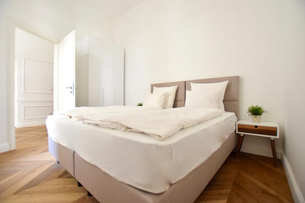 Luxury Apartment By Hi5 - Bazilika Suite Budapest Exteriör bild