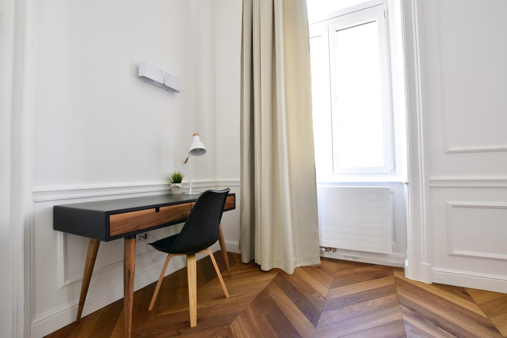 Luxury Apartment By Hi5 - Bazilika Suite Budapest Exteriör bild